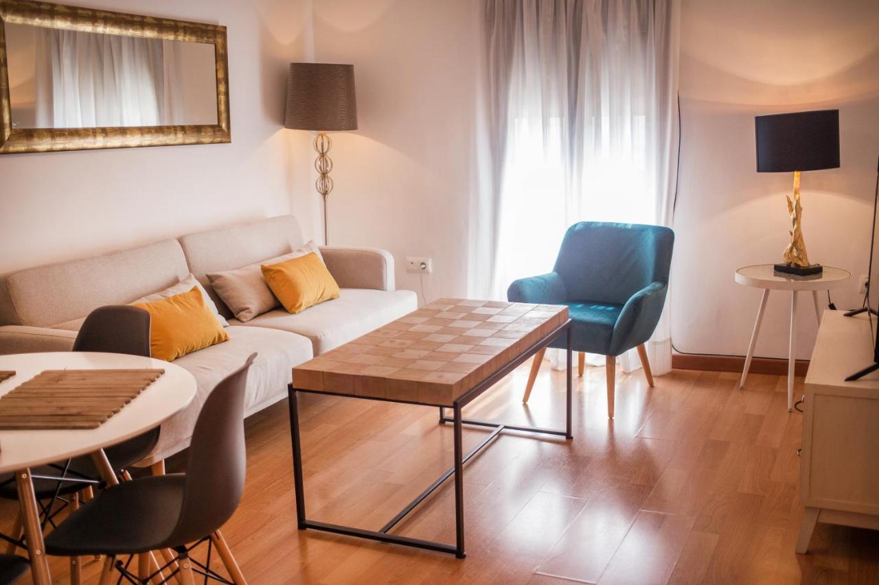 Apartamentos Soho Boutique Plaza Mayor Caceres Bagian luar foto